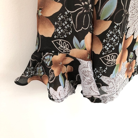 Sag Harbor Floral Button Down Blouse with Ruffle Sleeve, Size 16 - Picture 8 of 10